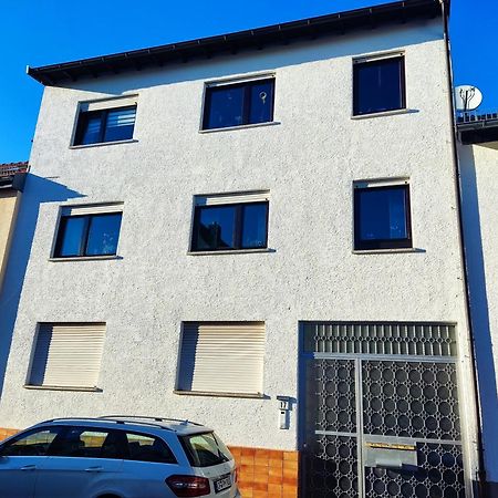 Schoene 3 Zi. Ferienwohnung Vor Den Toren Frankfurt Драйайх Екстериор снимка