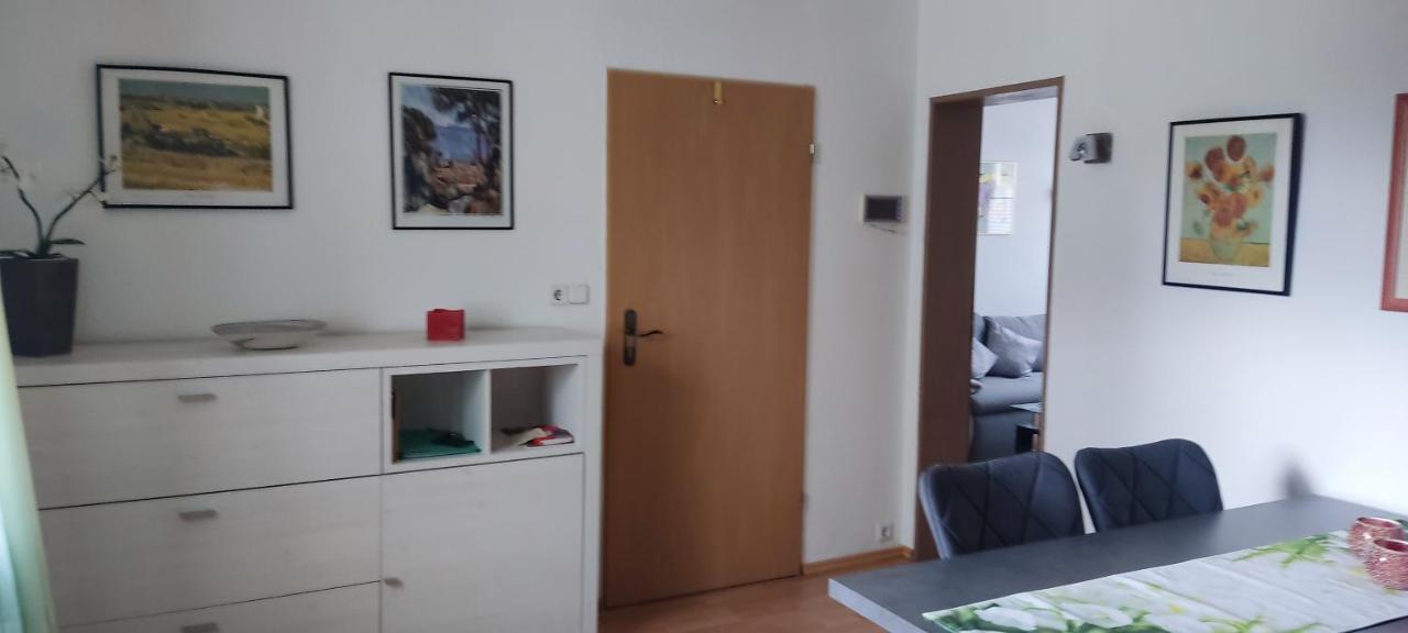 Schoene 3 Zi. Ferienwohnung Vor Den Toren Frankfurt Драйайх Екстериор снимка