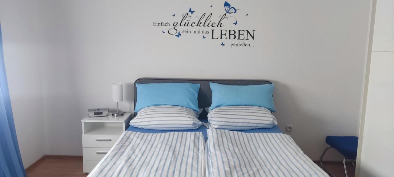 Schoene 3 Zi. Ferienwohnung Vor Den Toren Frankfurt Драйайх Екстериор снимка