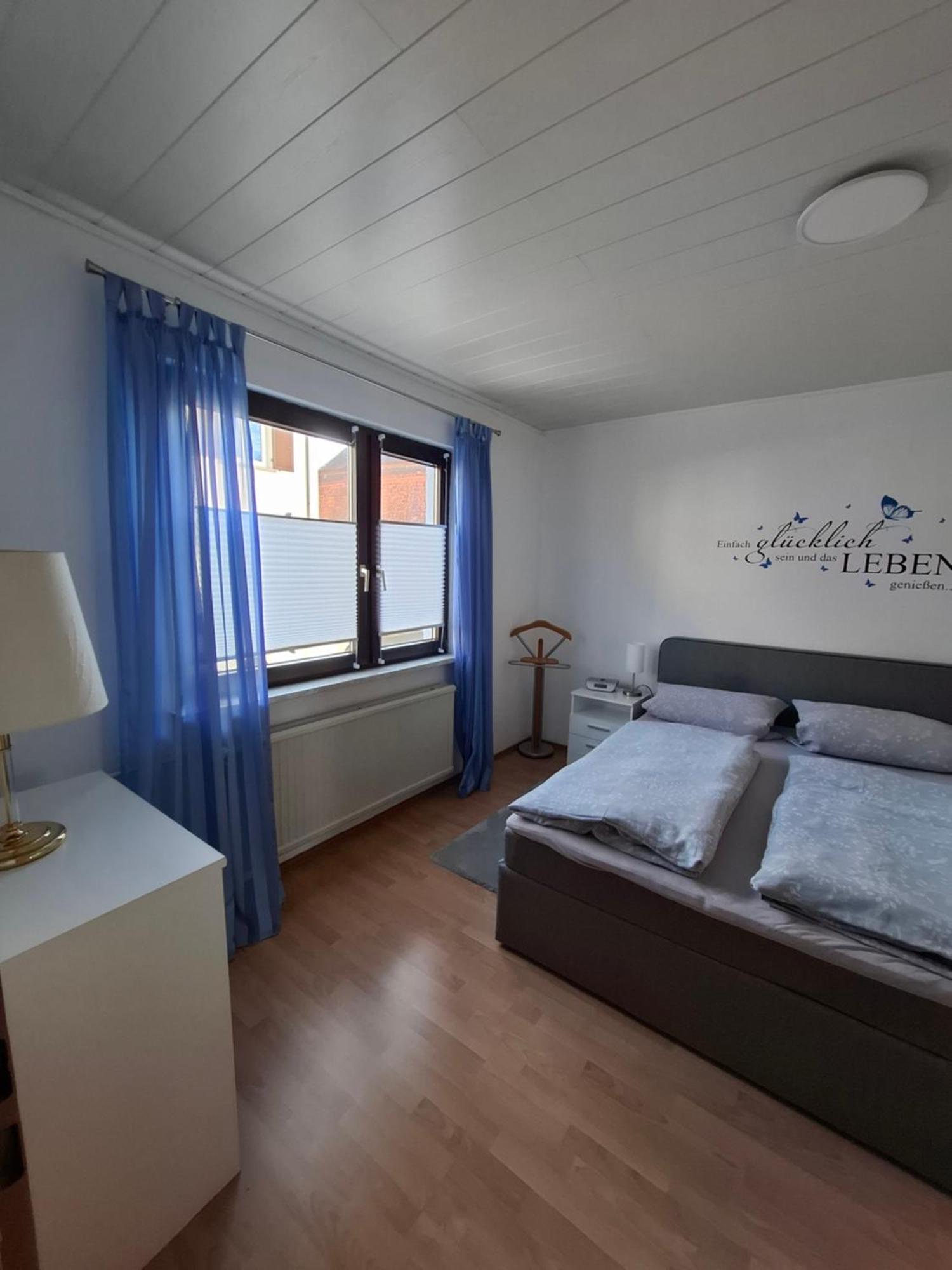 Schoene 3 Zi. Ferienwohnung Vor Den Toren Frankfurt Драйайх Екстериор снимка